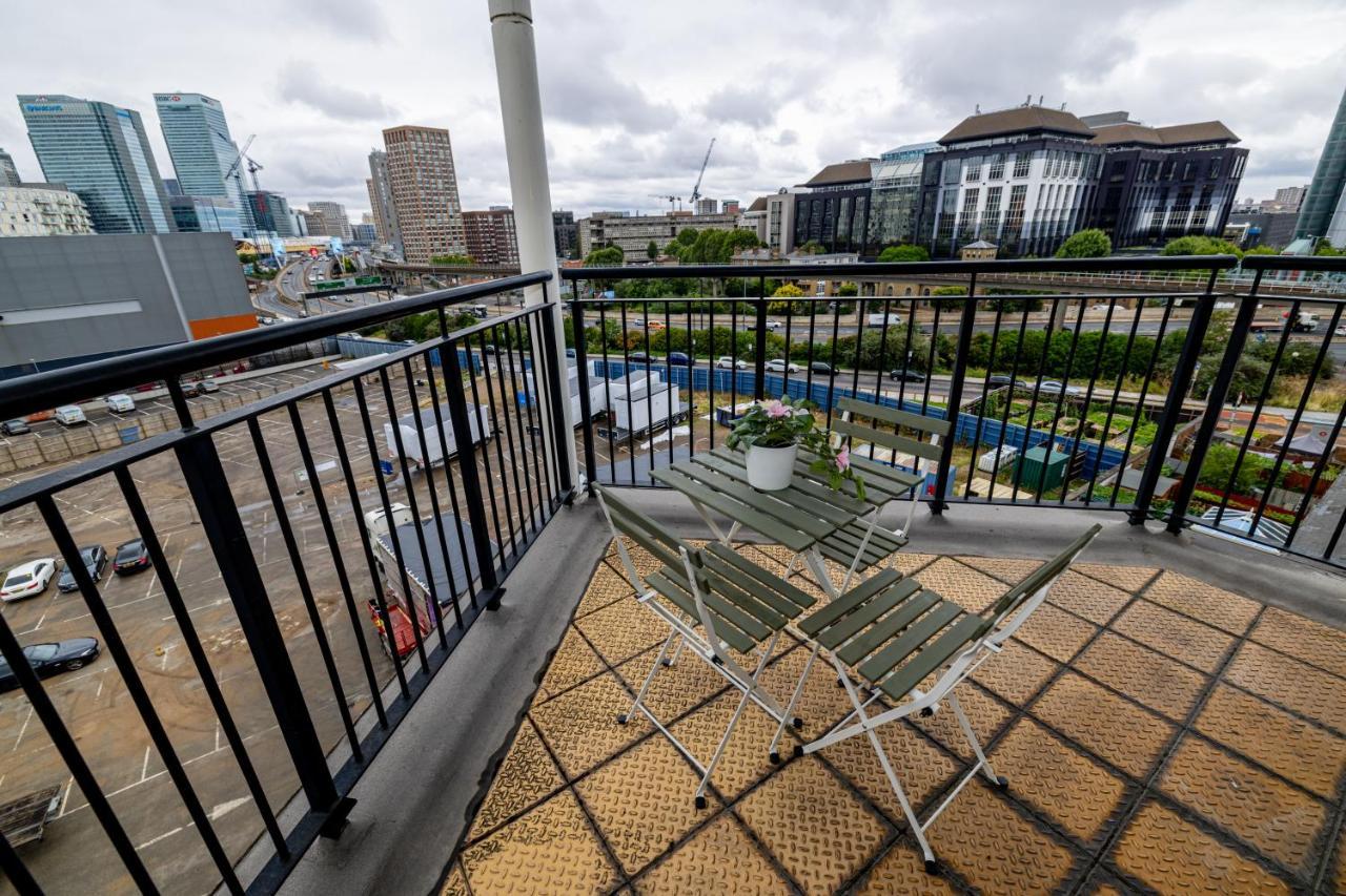 Two Bed Apartment Near Canary Wharf London Eksteriør billede