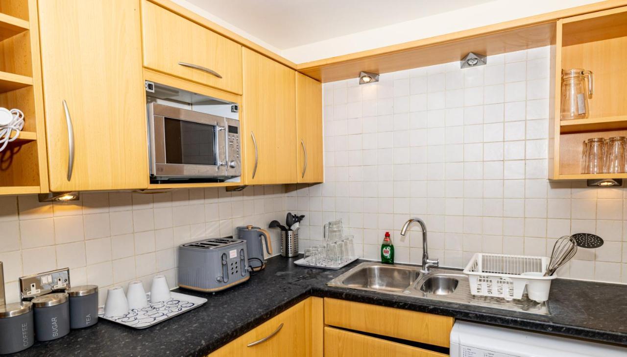Two Bed Apartment Near Canary Wharf London Eksteriør billede