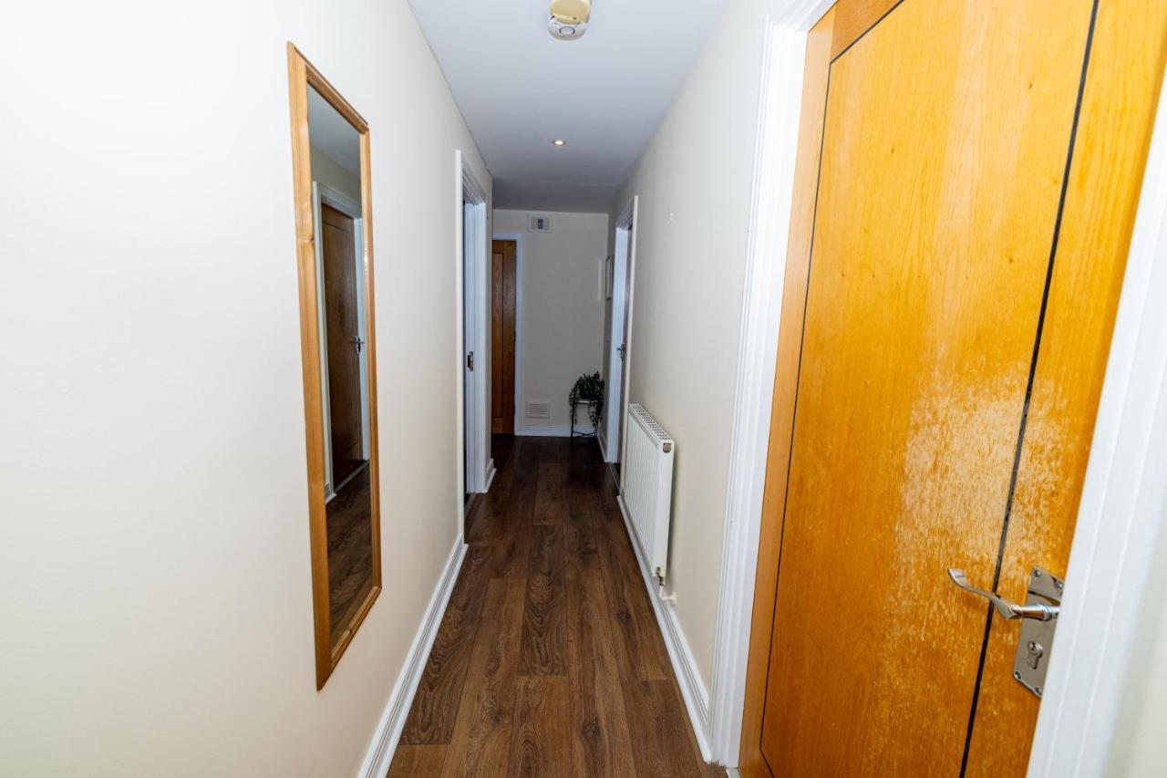 Two Bed Apartment Near Canary Wharf London Eksteriør billede